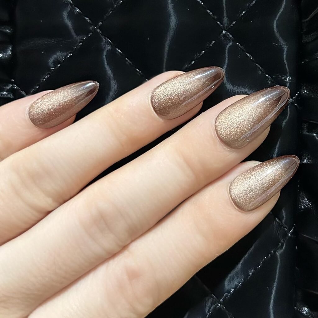 Discover the Elegance of CAPTAIN CAT Handmade Press-on Nails: A Game-Changer in DIY Beauty